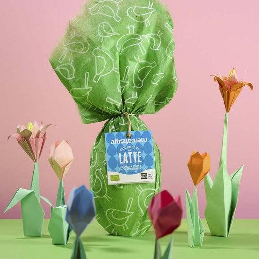 uovo cioccolato al latte con sorpresa